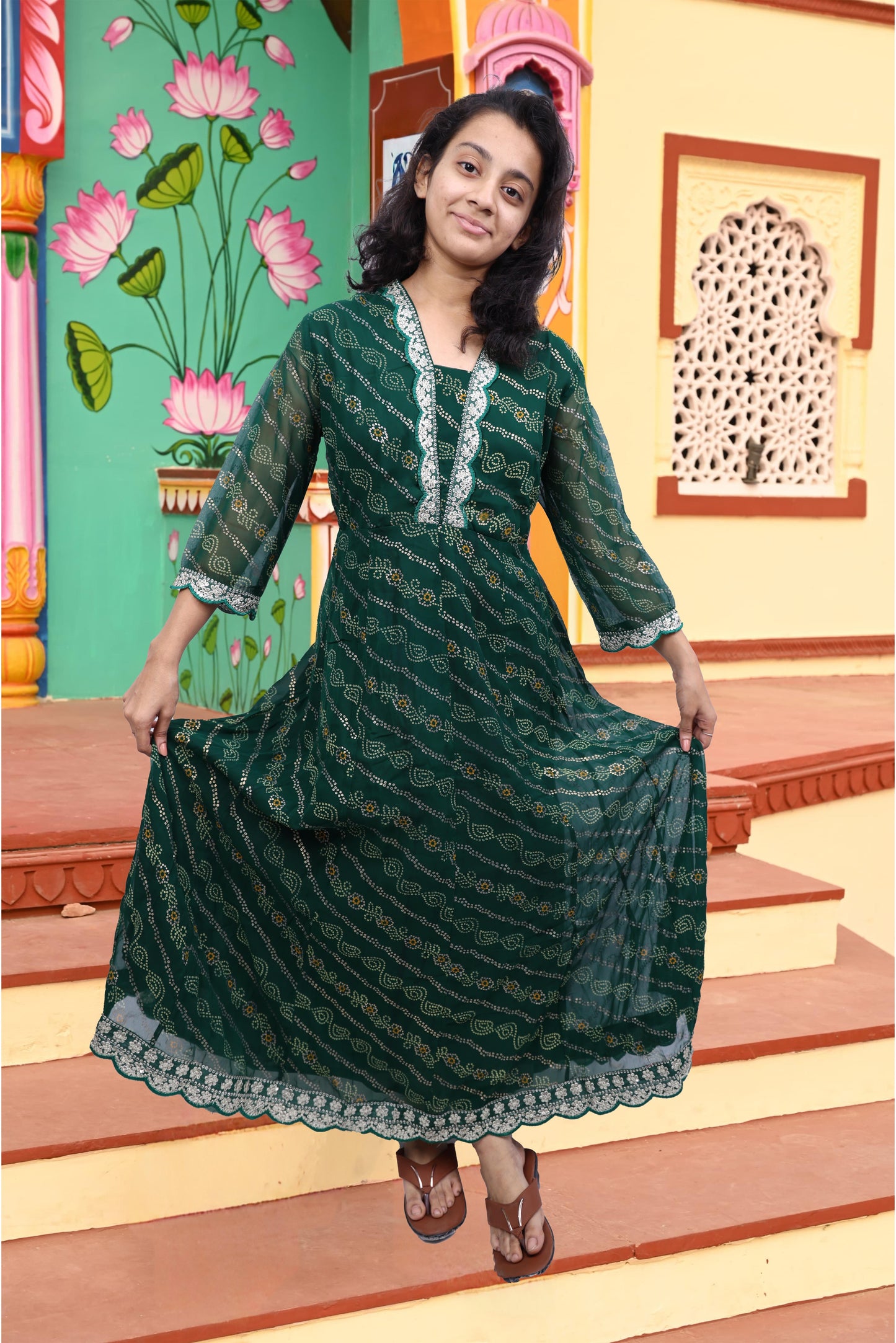 PickCell Embrodiary Premium Gown