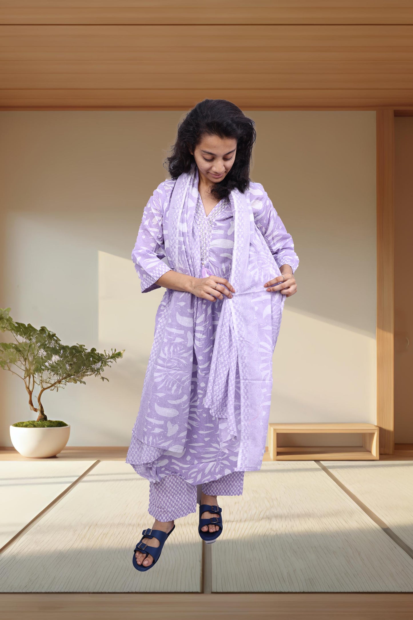 PickCell Printed Kurti with Pyajma and Dupatta