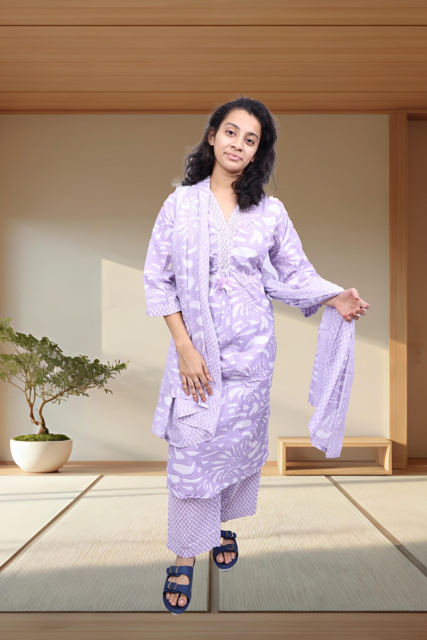 PickCell Printed Kurti with Pyajma and Dupatta