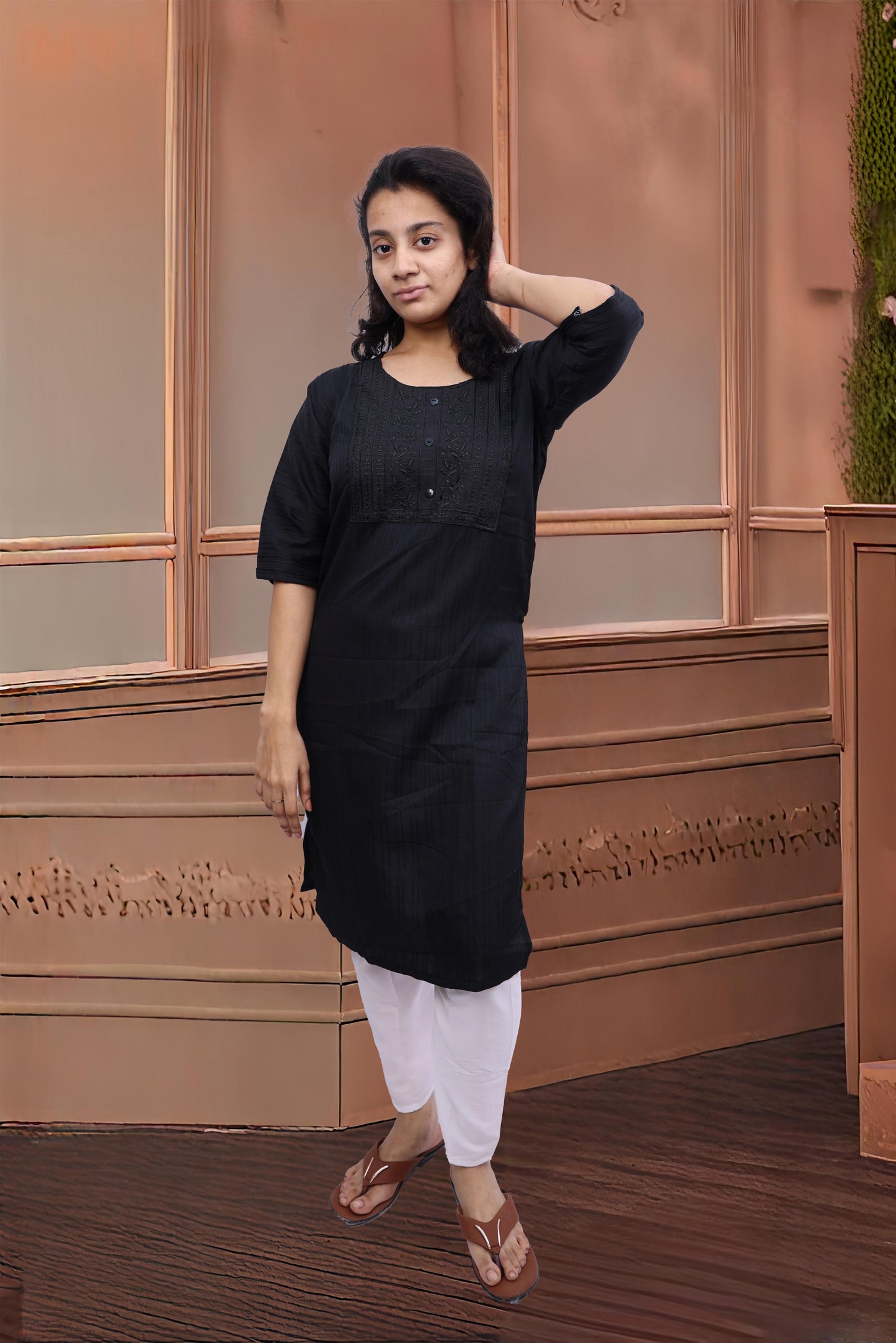 PickCell Embrodiary Kurti