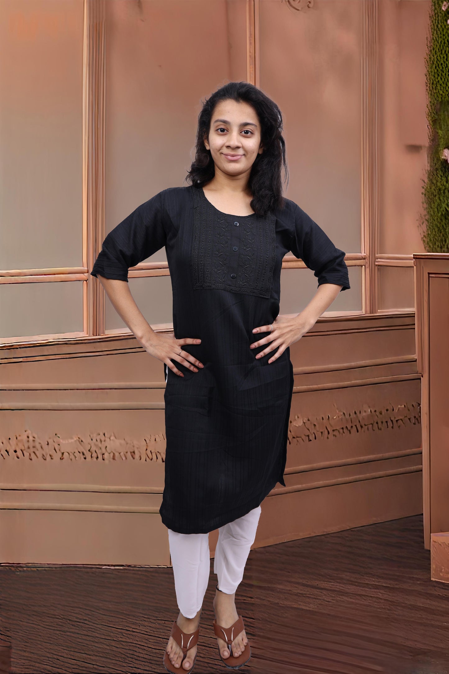 PickCell Embrodiary Kurti