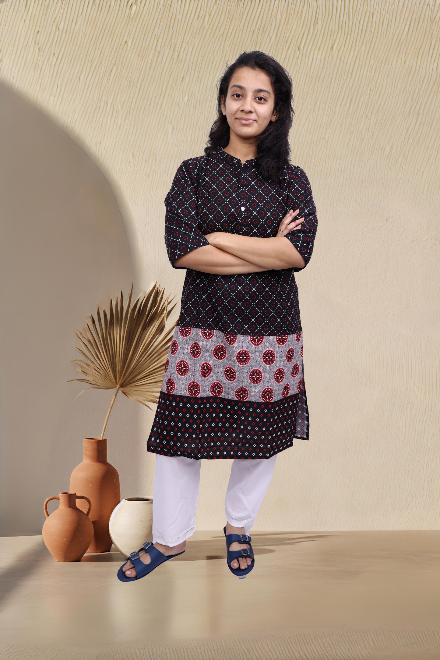 PickCell Black Printed Kurti