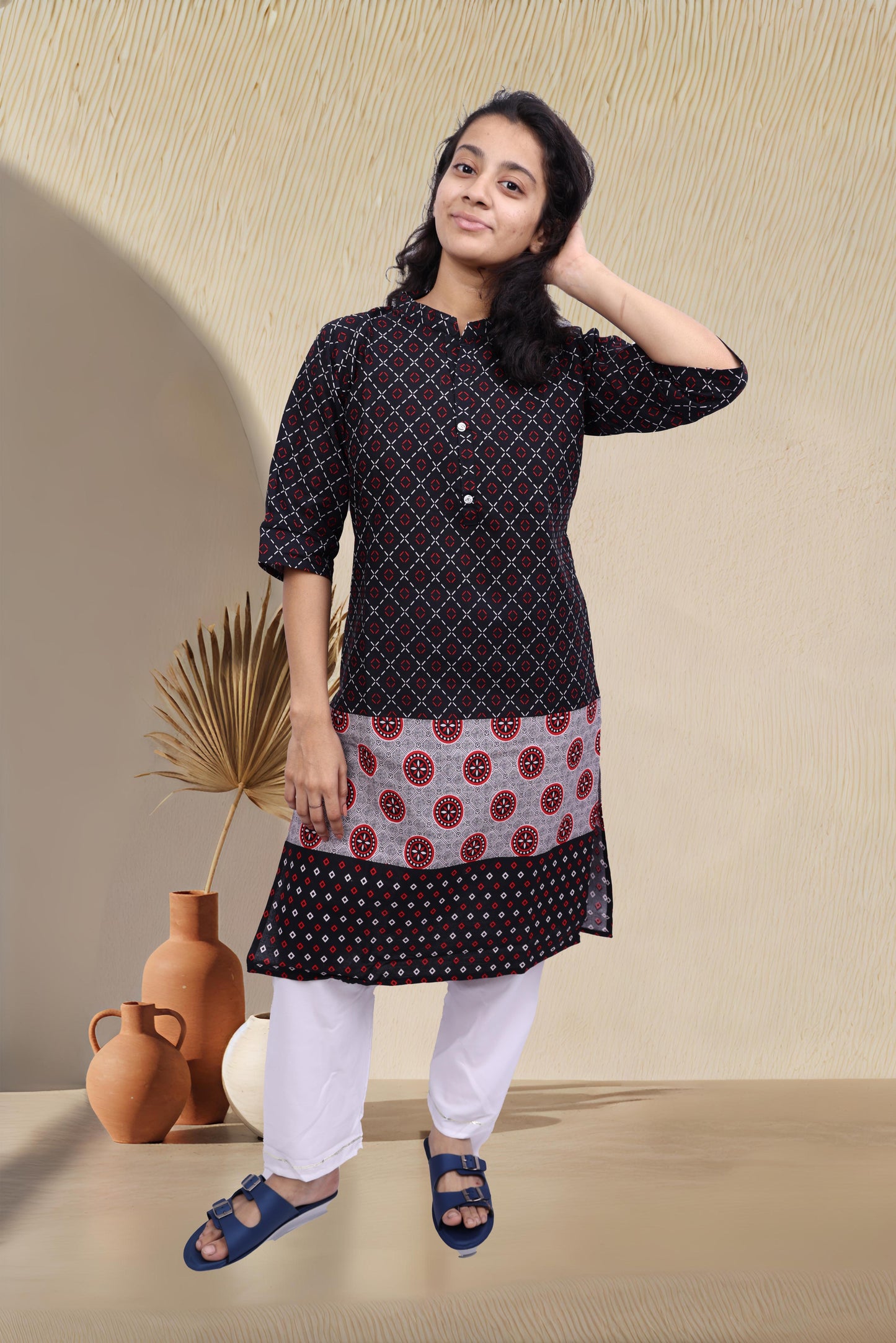 PickCell Black Printed Kurti