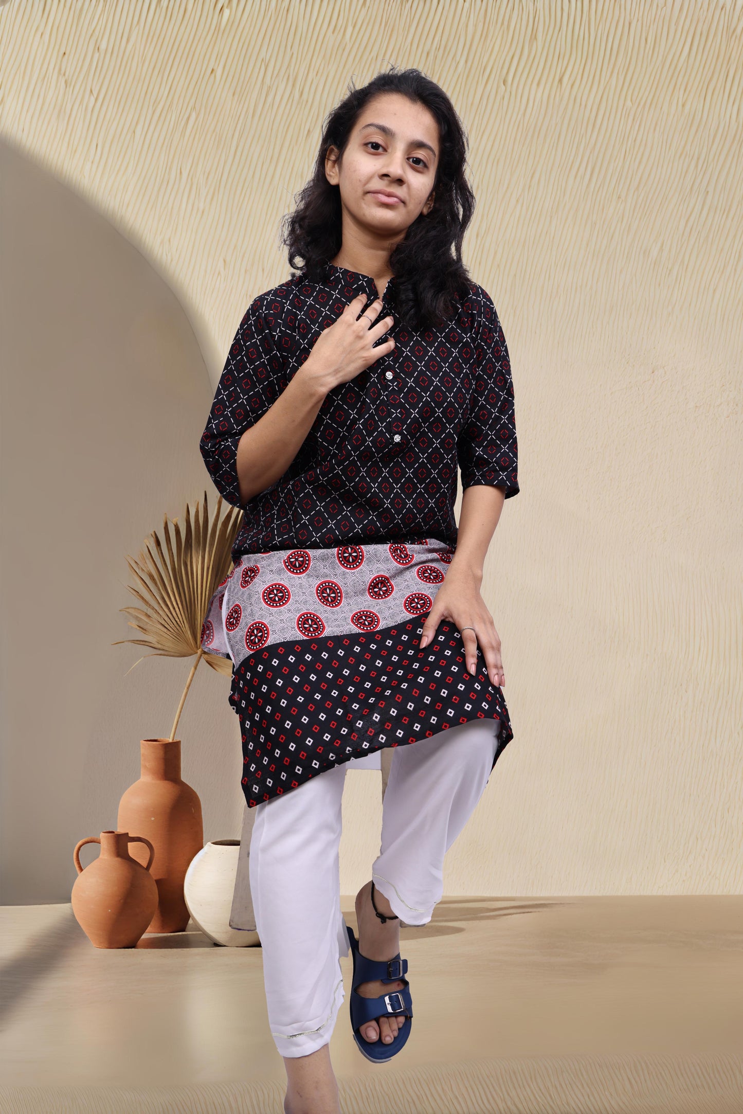 PickCell Black Printed Kurti