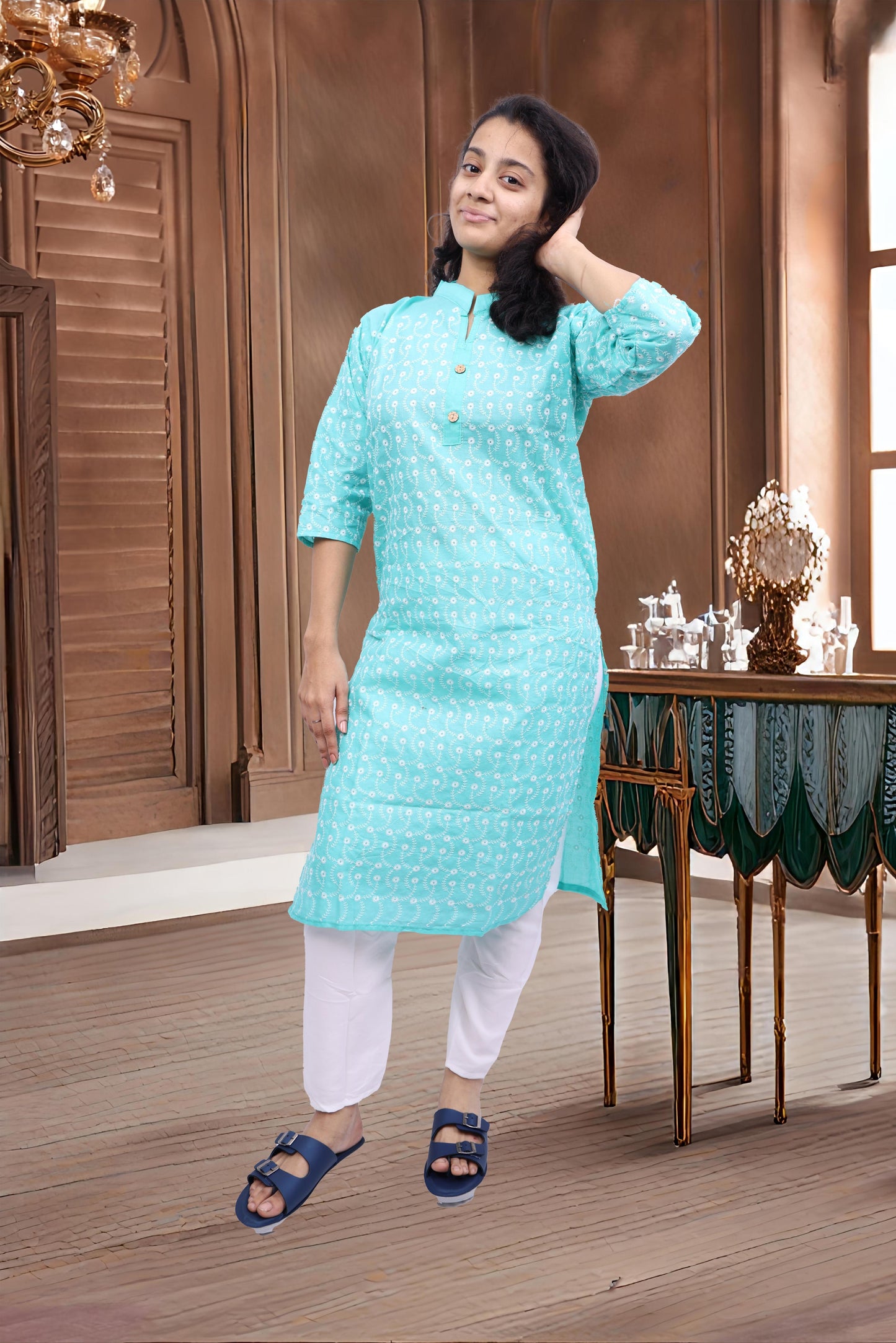 PickCell Embrodiary Kurti