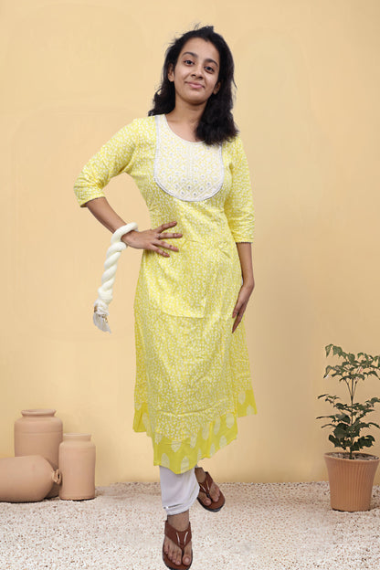 PickCell Triveni Sangam Embroidery Cotton Kurti with Pyajama and Dupatta