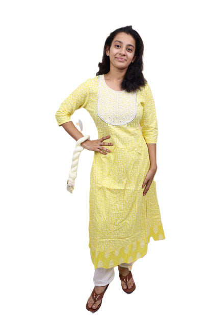 PickCell Triveni Sangam Embroidery Cotton Kurti with Pyajama and Dupatta