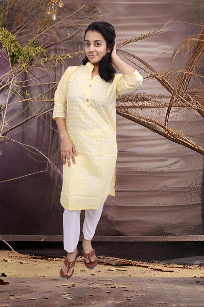 PickCell Embrodiary Kurti