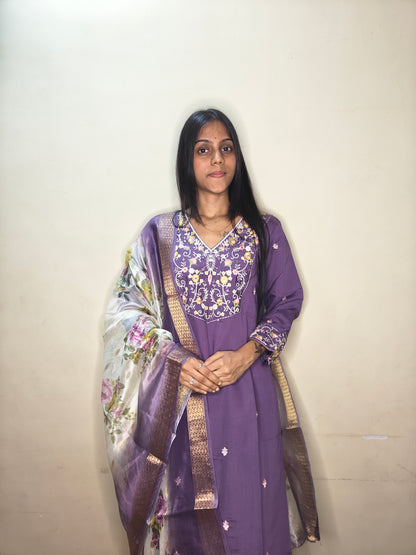 PickCell Heavy Embrodiary Work Kurti with Bottom & Photo Print Dupatta