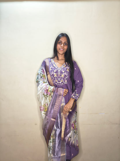 PickCell Heavy Embrodiary Work Kurti with Bottom & Photo Print Dupatta